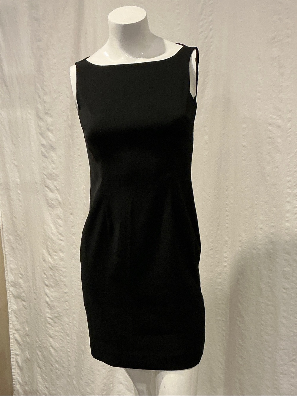 Anne Klein Black Sleeveless Mini Sheath Dress
